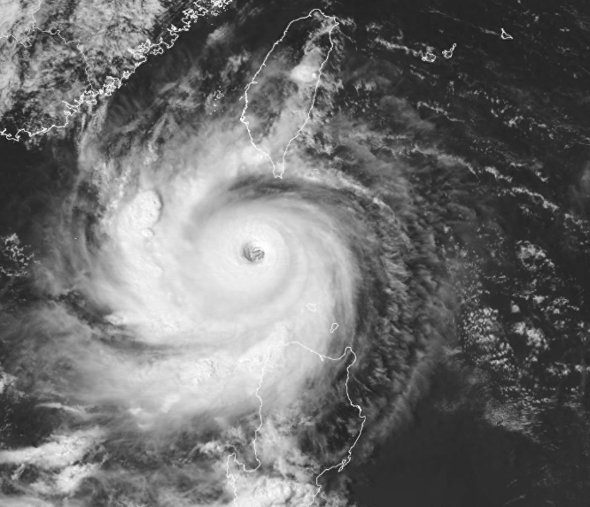 超强台风逼近“苏拉”!将于明日登陆广东沿海-第3张图片-闪玩百科